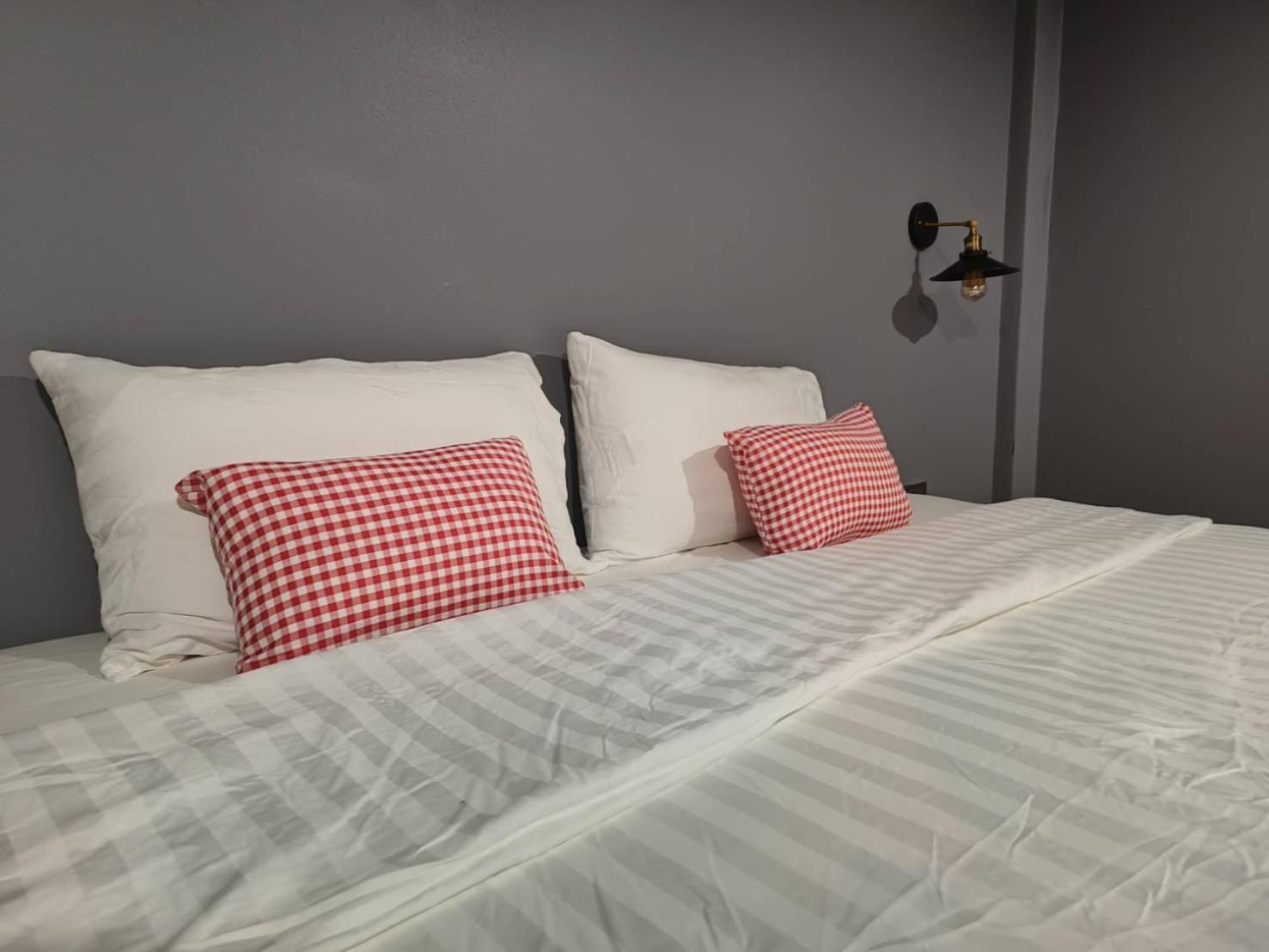 Lanta Chaolay Hostel Koh Lanta Ngoại thất bức ảnh