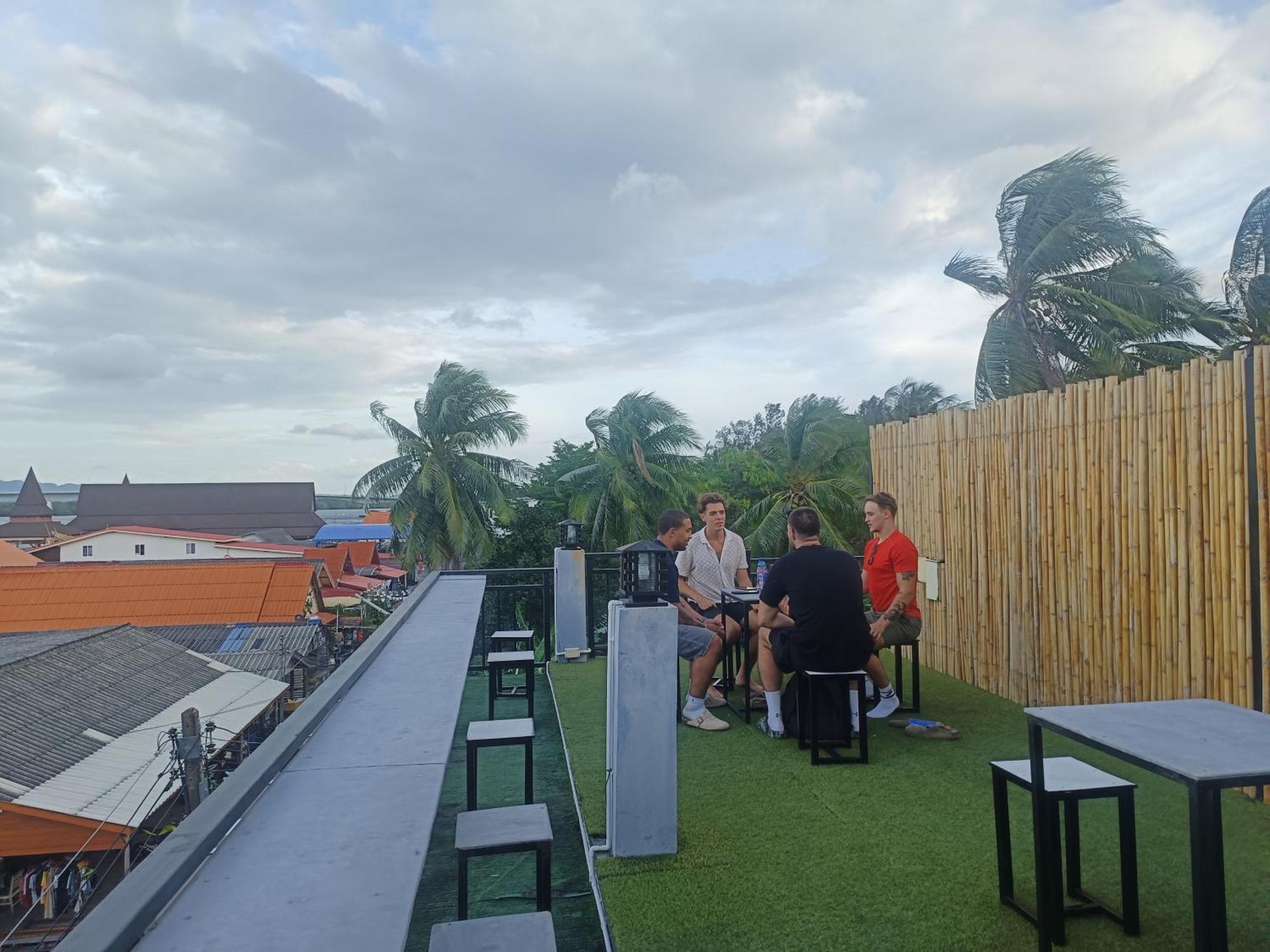 Lanta Chaolay Hostel Koh Lanta Ngoại thất bức ảnh