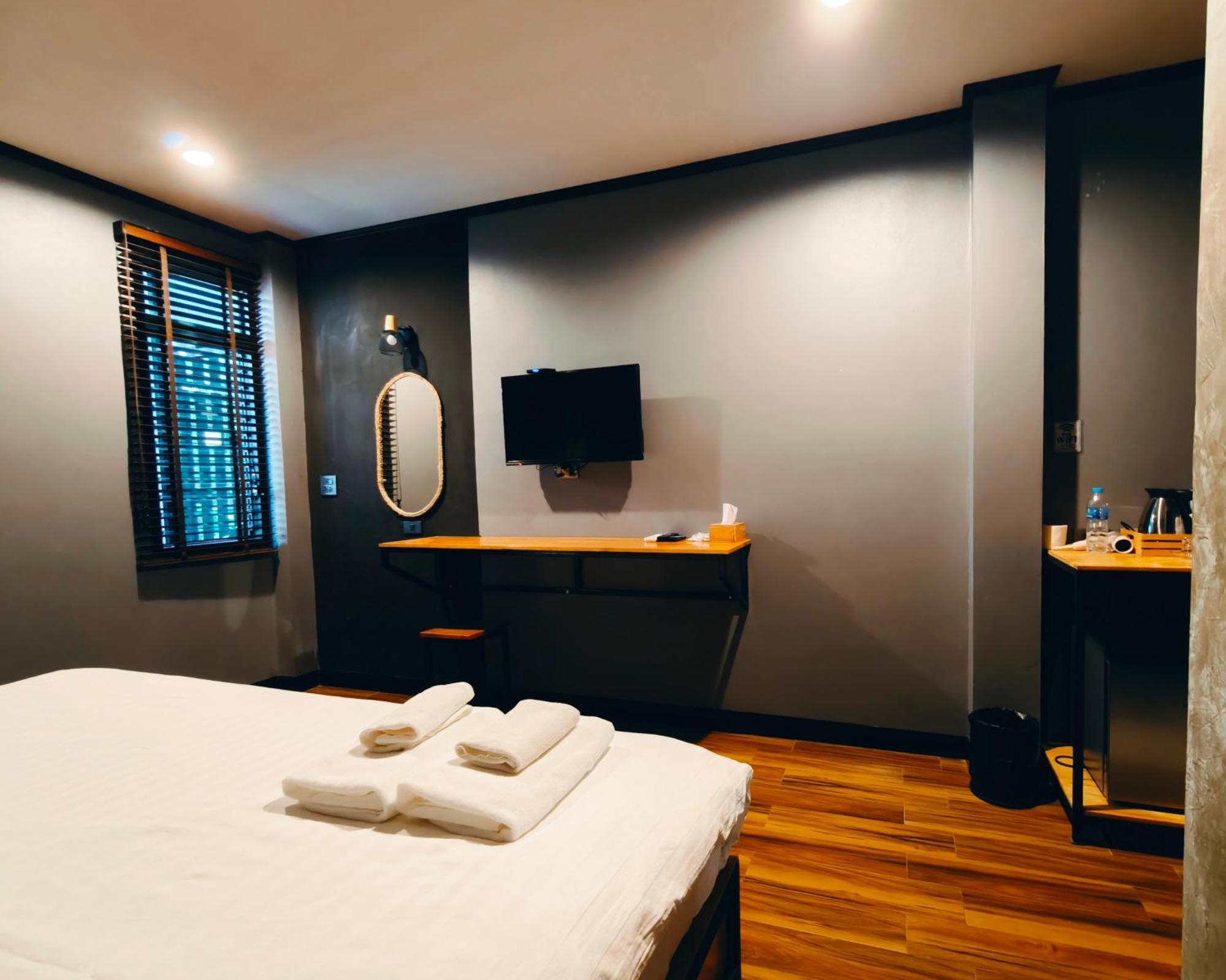 Lanta Chaolay Hostel Koh Lanta Ngoại thất bức ảnh