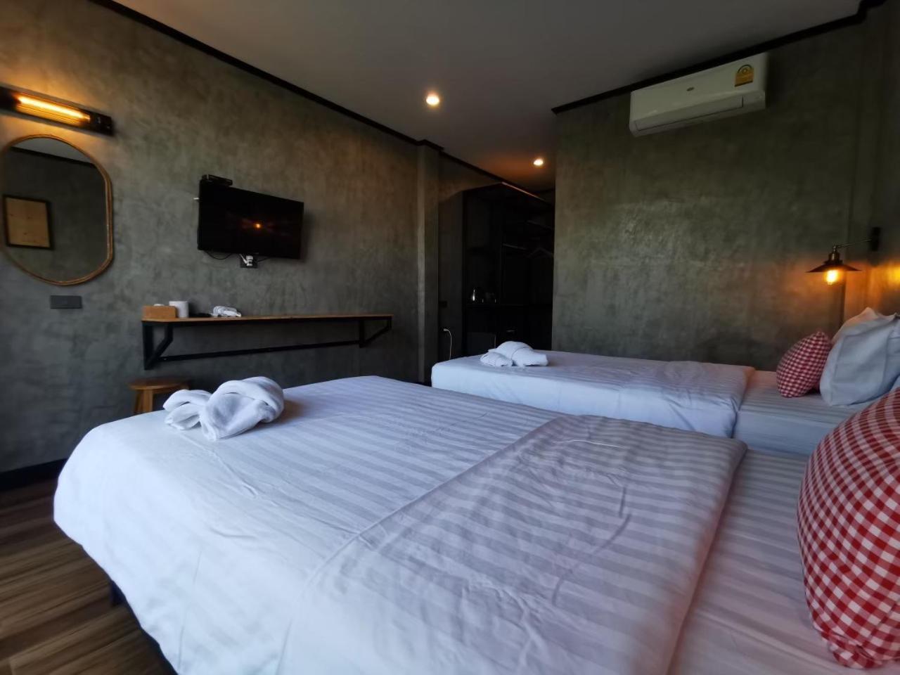 Lanta Chaolay Hostel Koh Lanta Ngoại thất bức ảnh