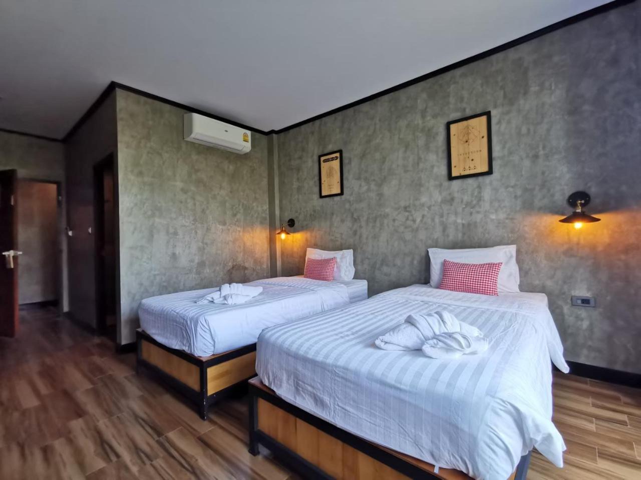 Lanta Chaolay Hostel Koh Lanta Ngoại thất bức ảnh