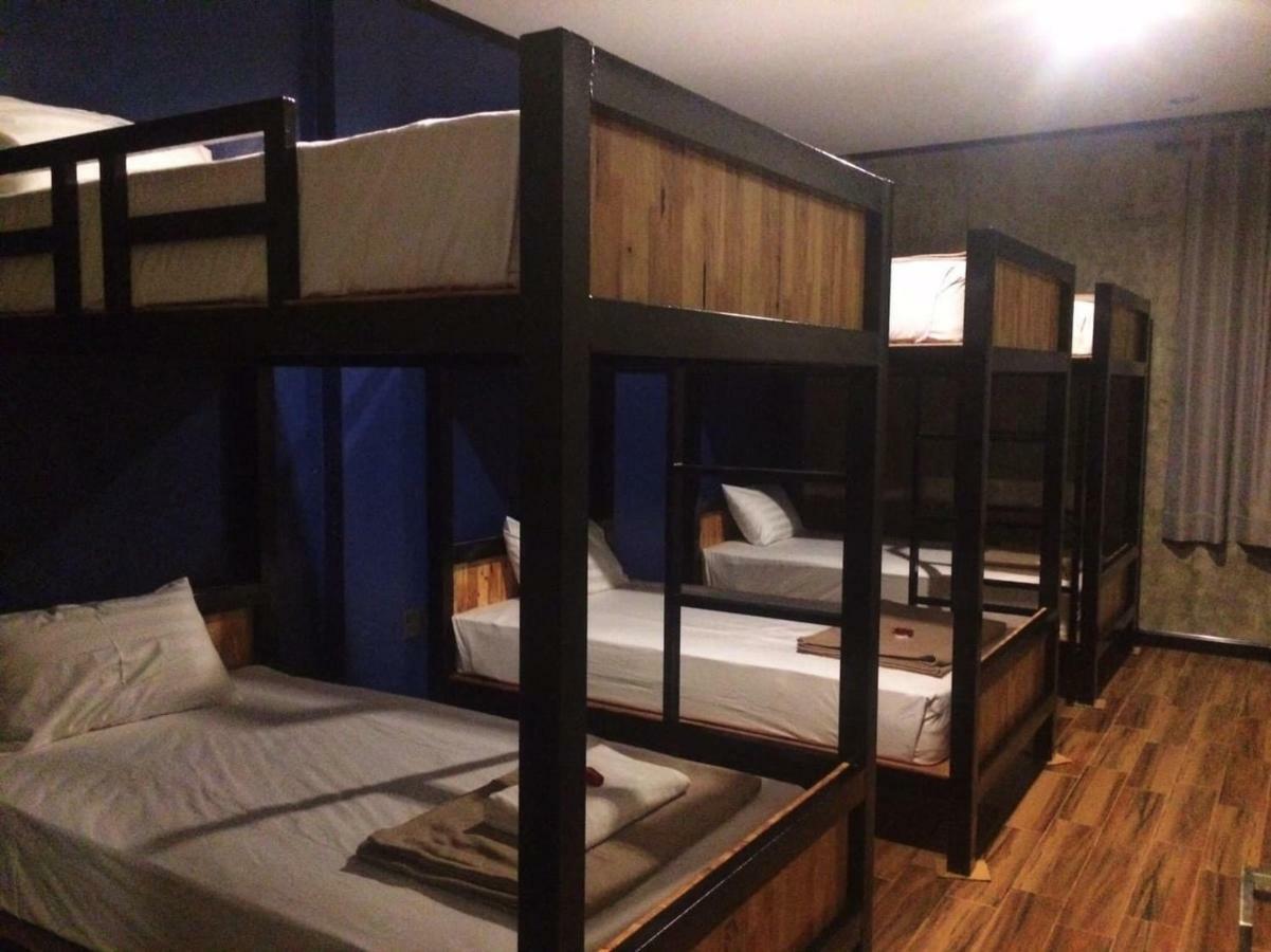 Lanta Chaolay Hostel Koh Lanta Ngoại thất bức ảnh