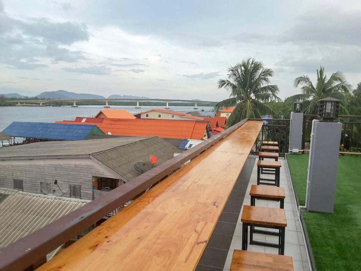 Lanta Chaolay Hostel Koh Lanta Ngoại thất bức ảnh