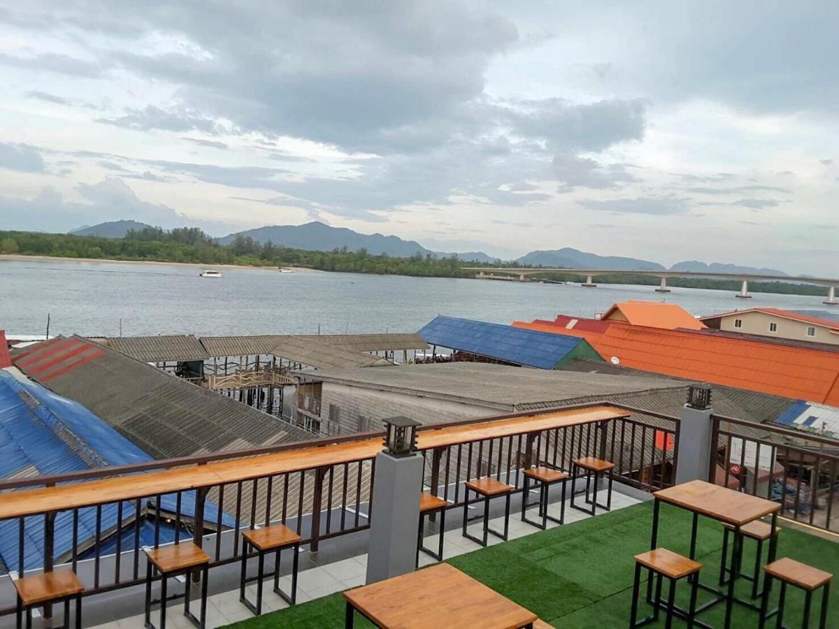Lanta Chaolay Hostel Koh Lanta Ngoại thất bức ảnh