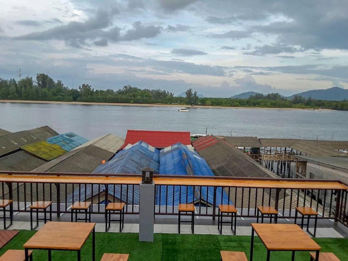 Lanta Chaolay Hostel Koh Lanta Ngoại thất bức ảnh